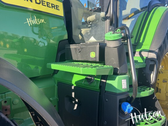 Photo of 2024 John Deere 8R 340