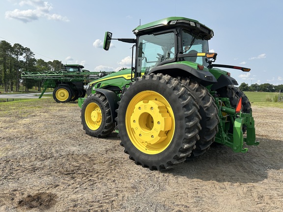 2023 John Deere 8R 250 Photo 7