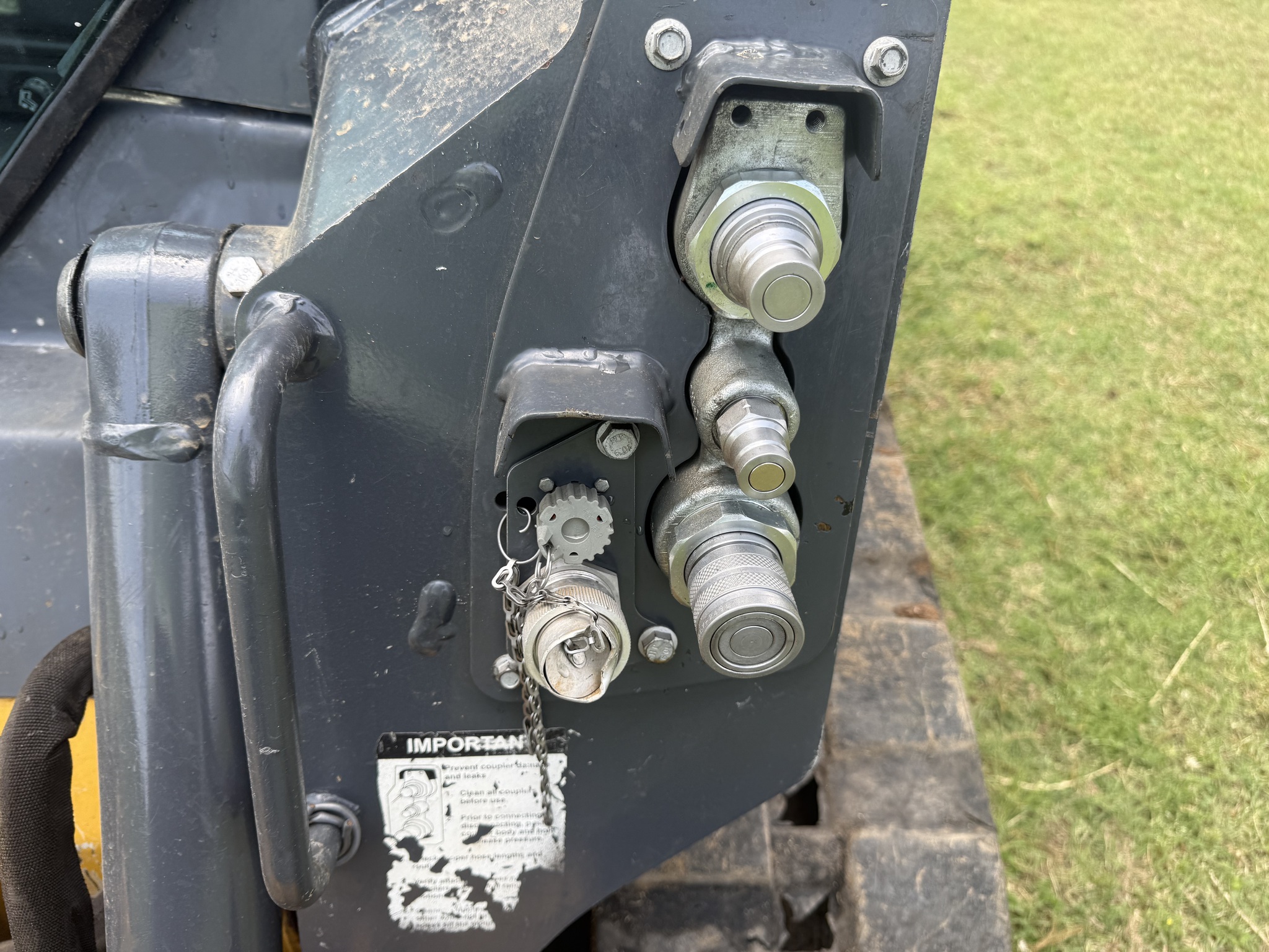 2020 John Deere 317G Image 14