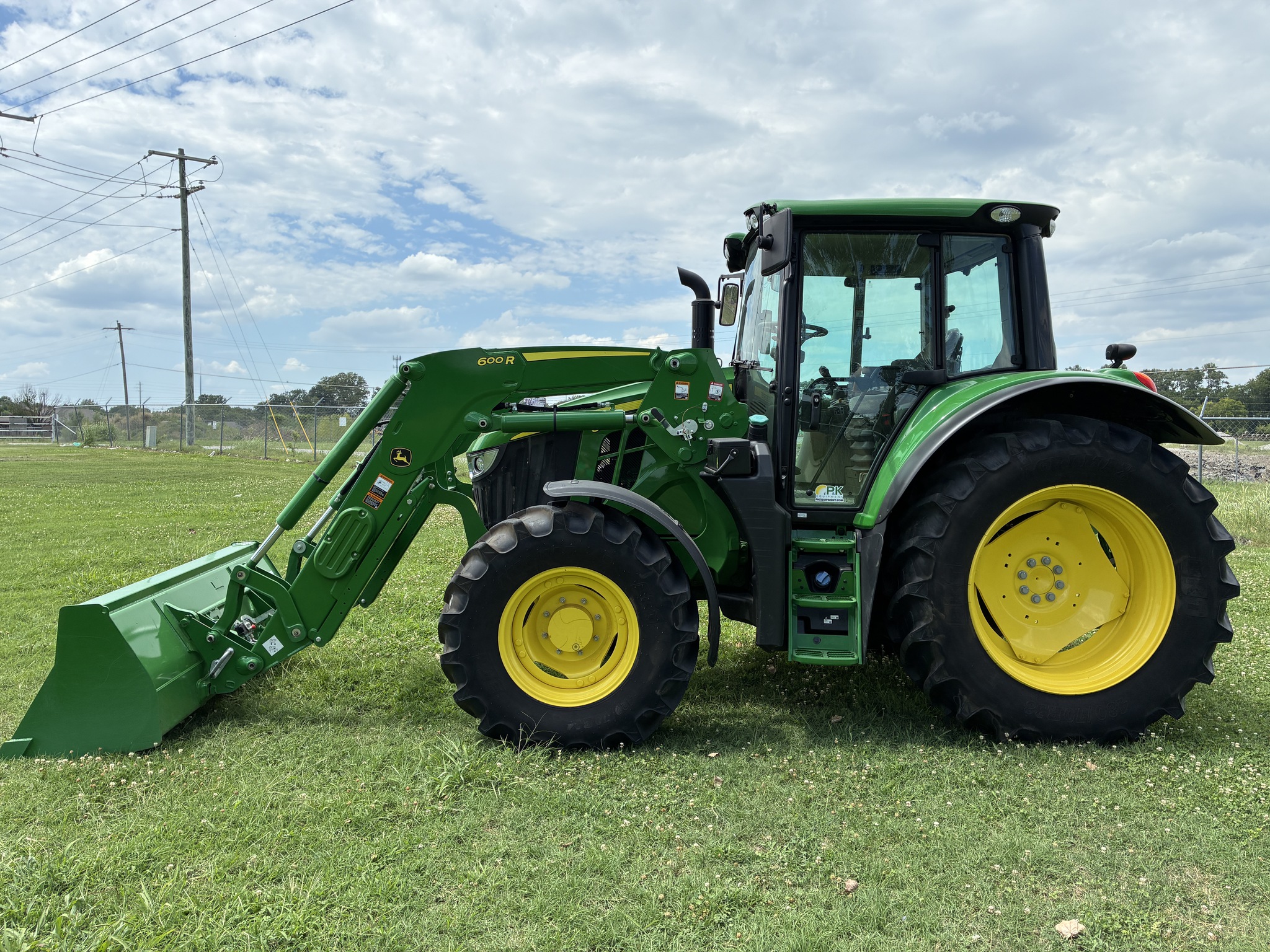 2024 John Deere 6120M Image 2