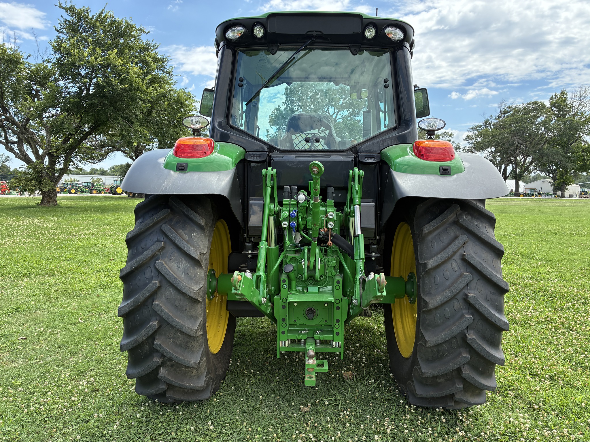 2024 John Deere 6120M Image 4