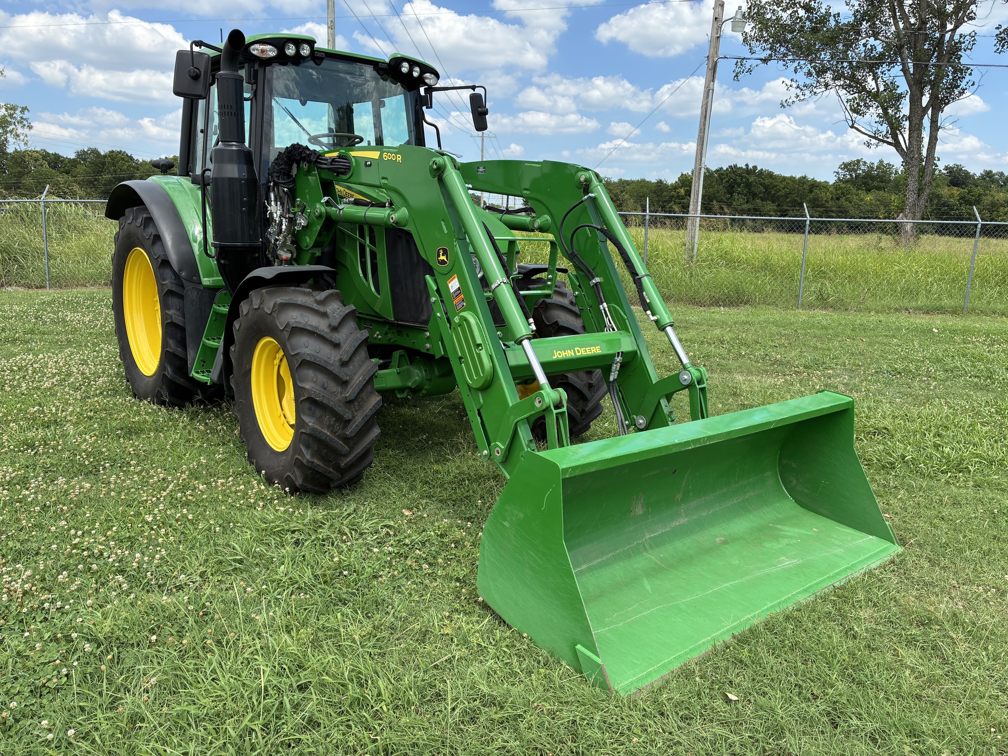 2024 John Deere 6120M Image 7