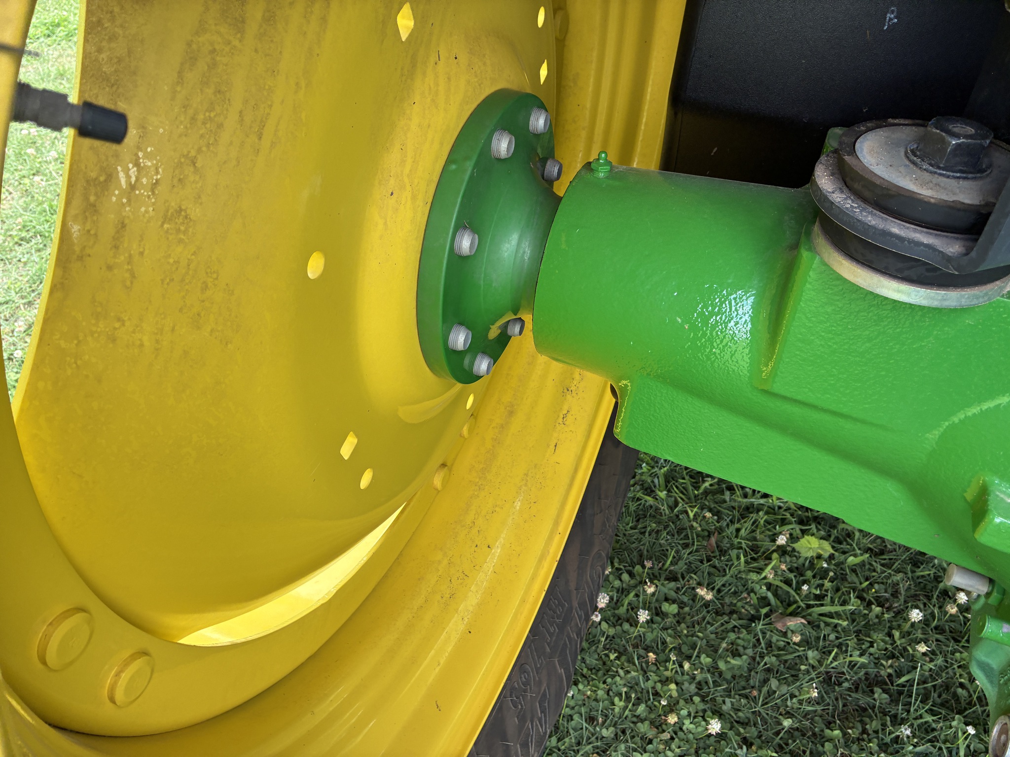 2024 John Deere 6120M Image 17