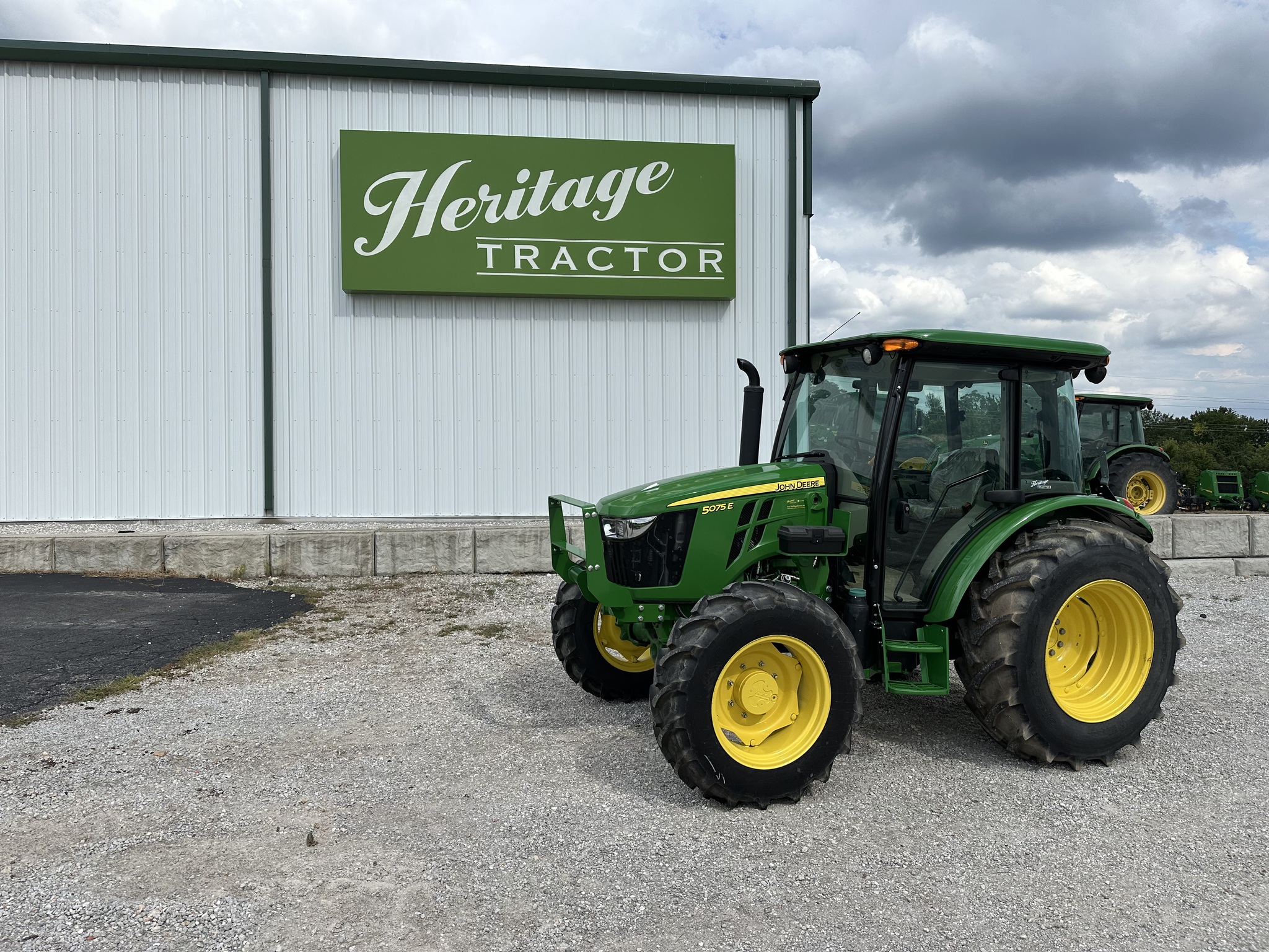  2024 John Deere 5075E at Heritage Tractor in Joplin, MO