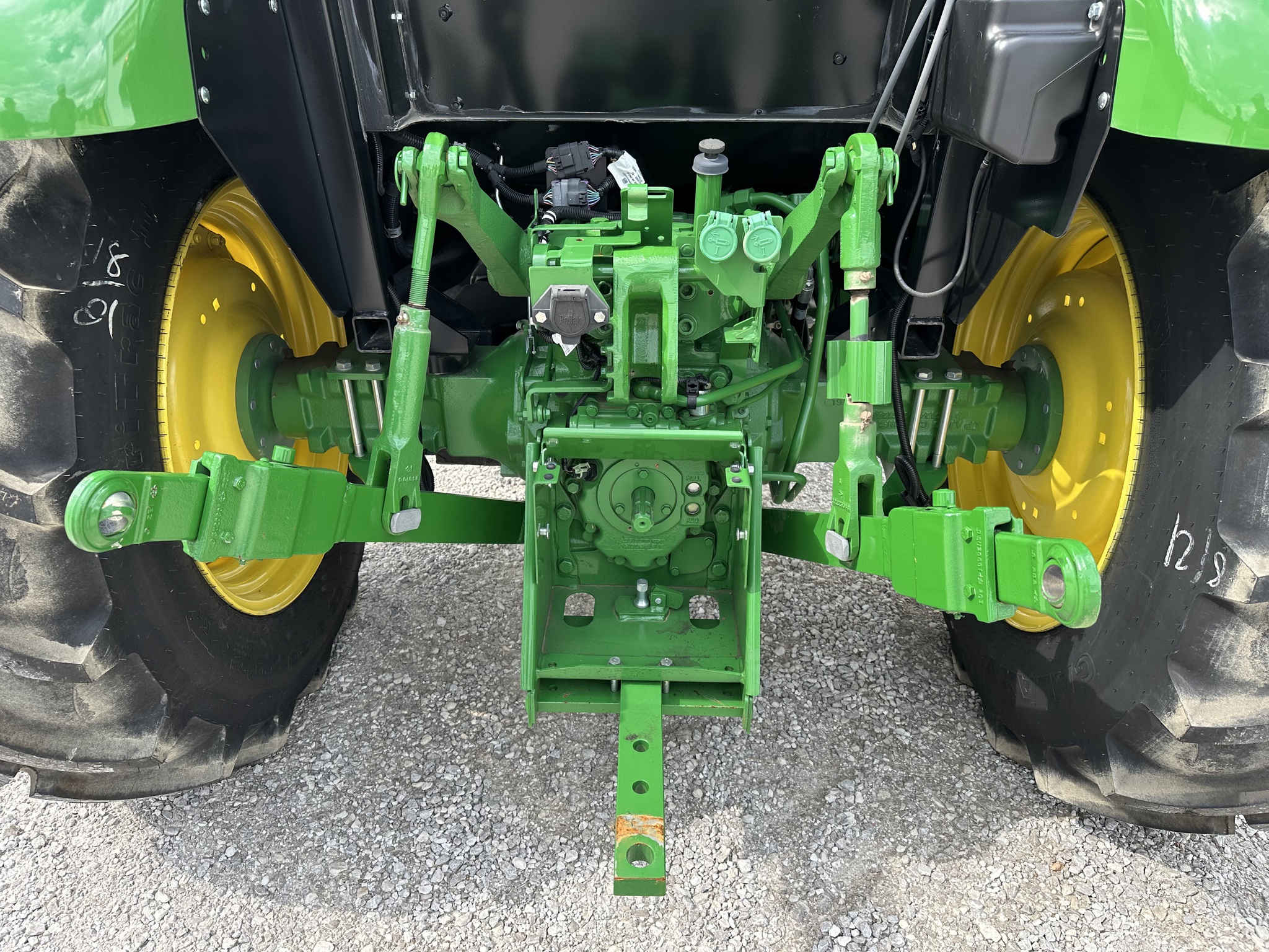  2024 John Deere 5075E at Heritage Tractor in Joplin, MO