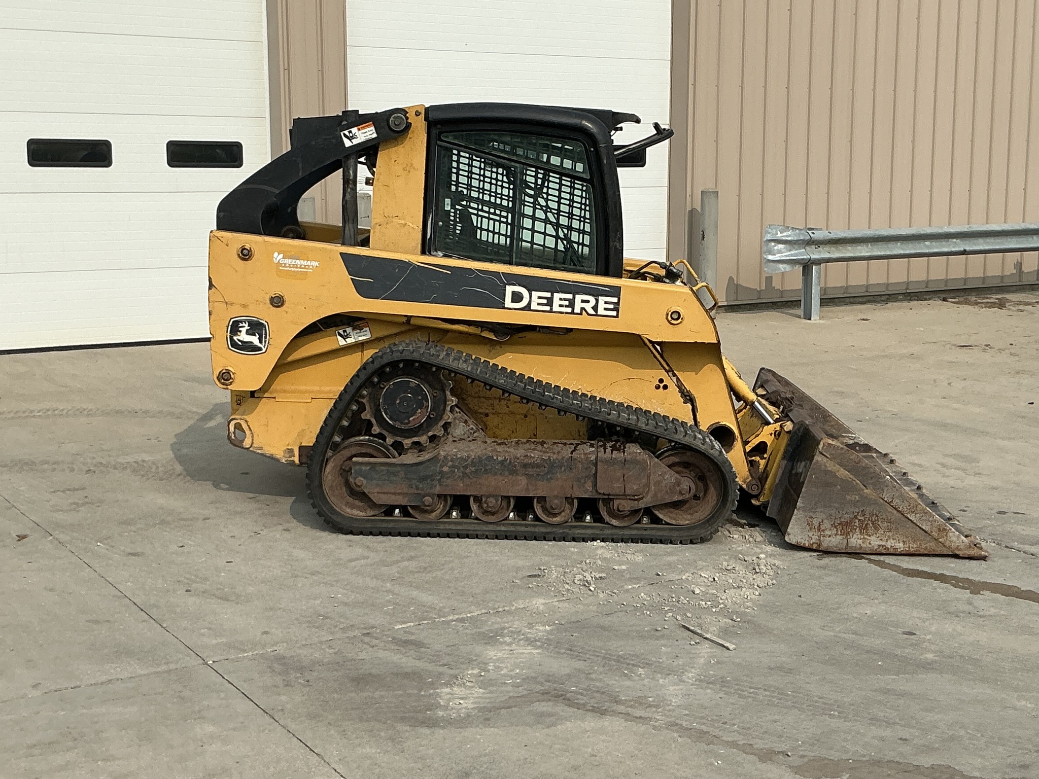2009 John Deere CT322 Image 2
