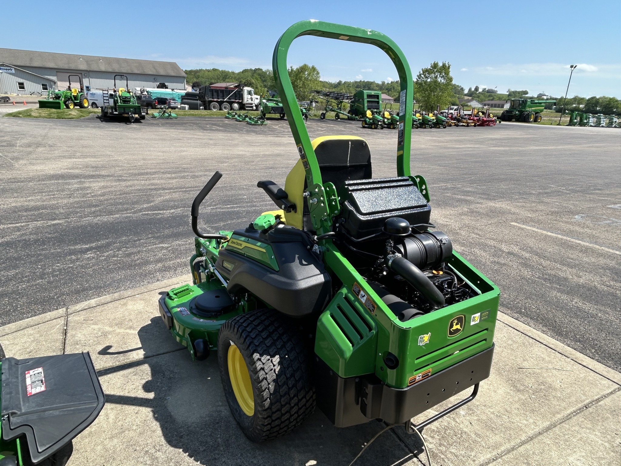 2025 John Deere Z994R Image 3