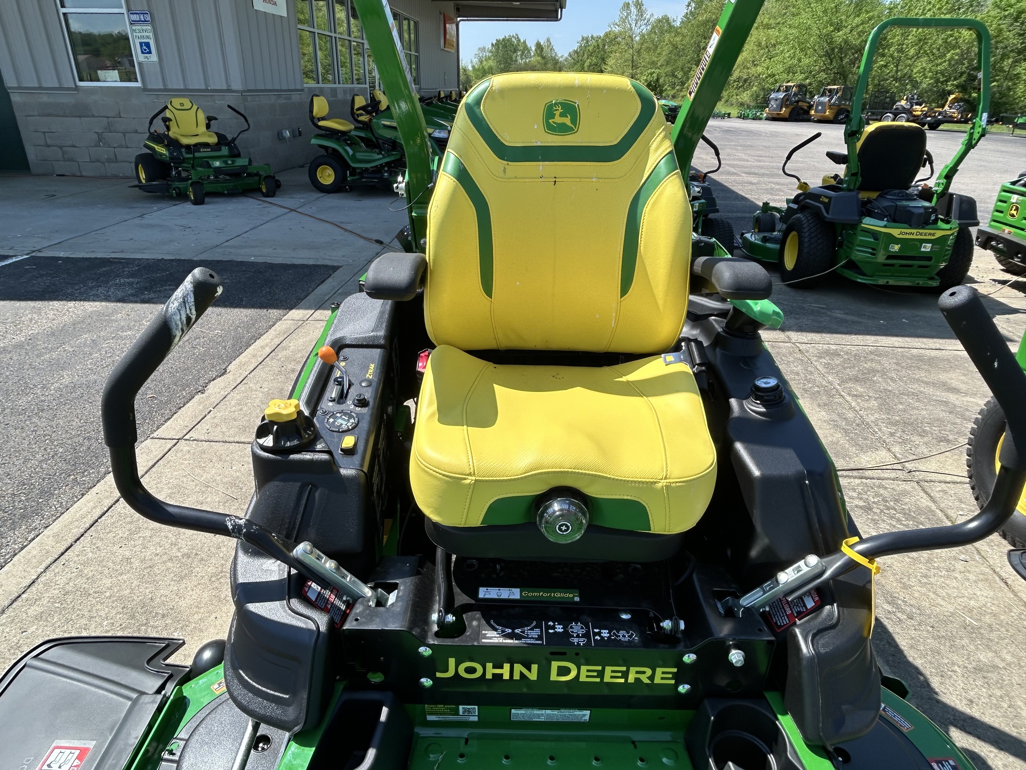 2025 John Deere Z994R Image 5