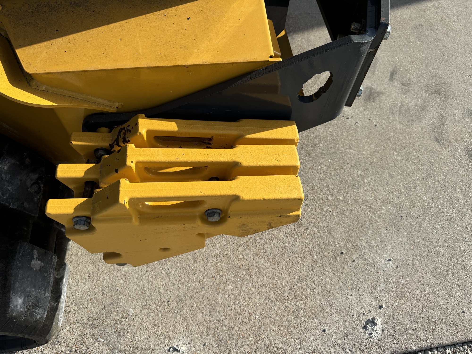 2023 John Deere 333G Image 14