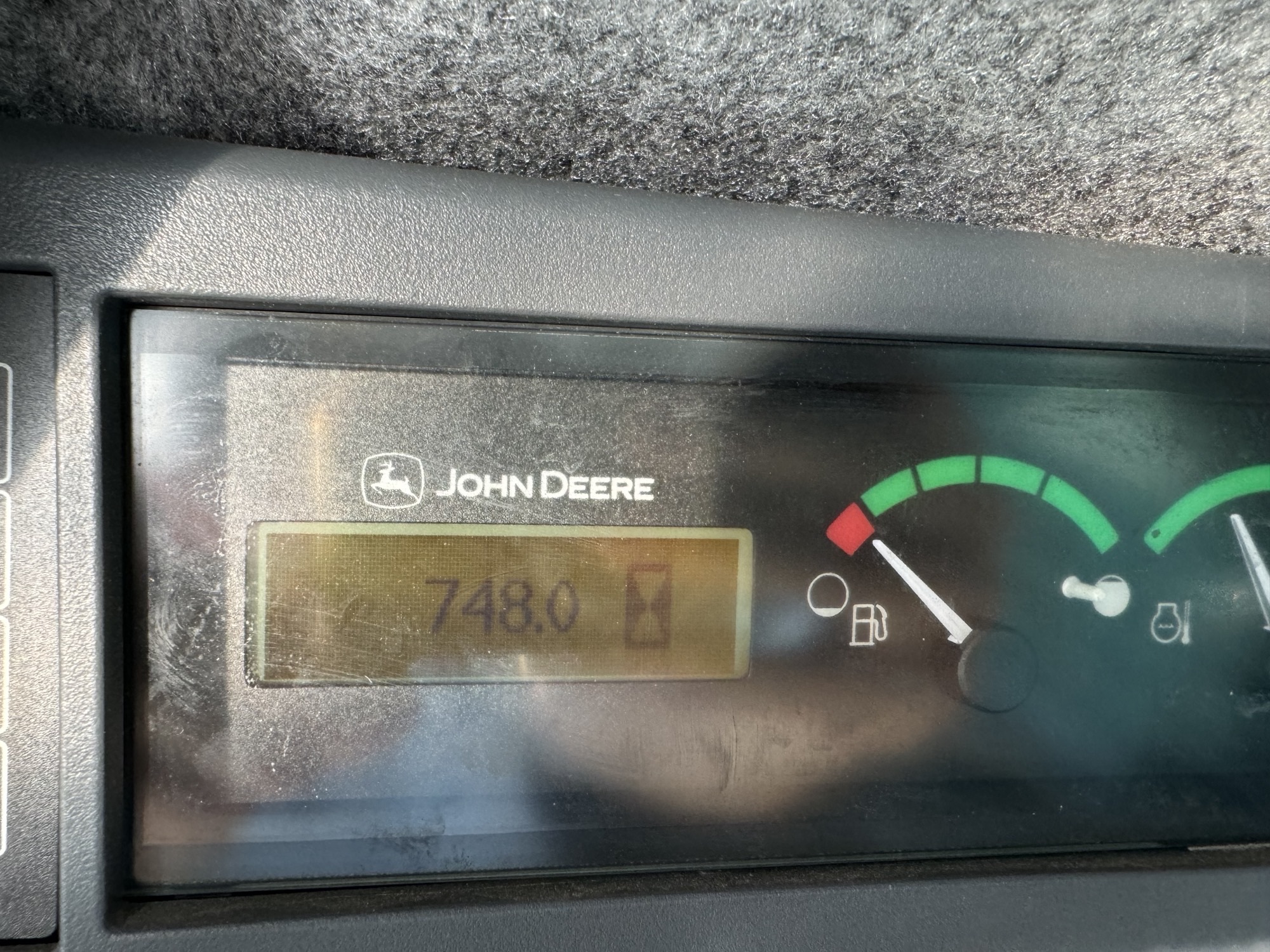 2023 John Deere 333G Image 24