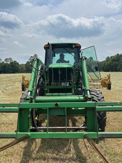 2008 John Deere 7130 Image 3