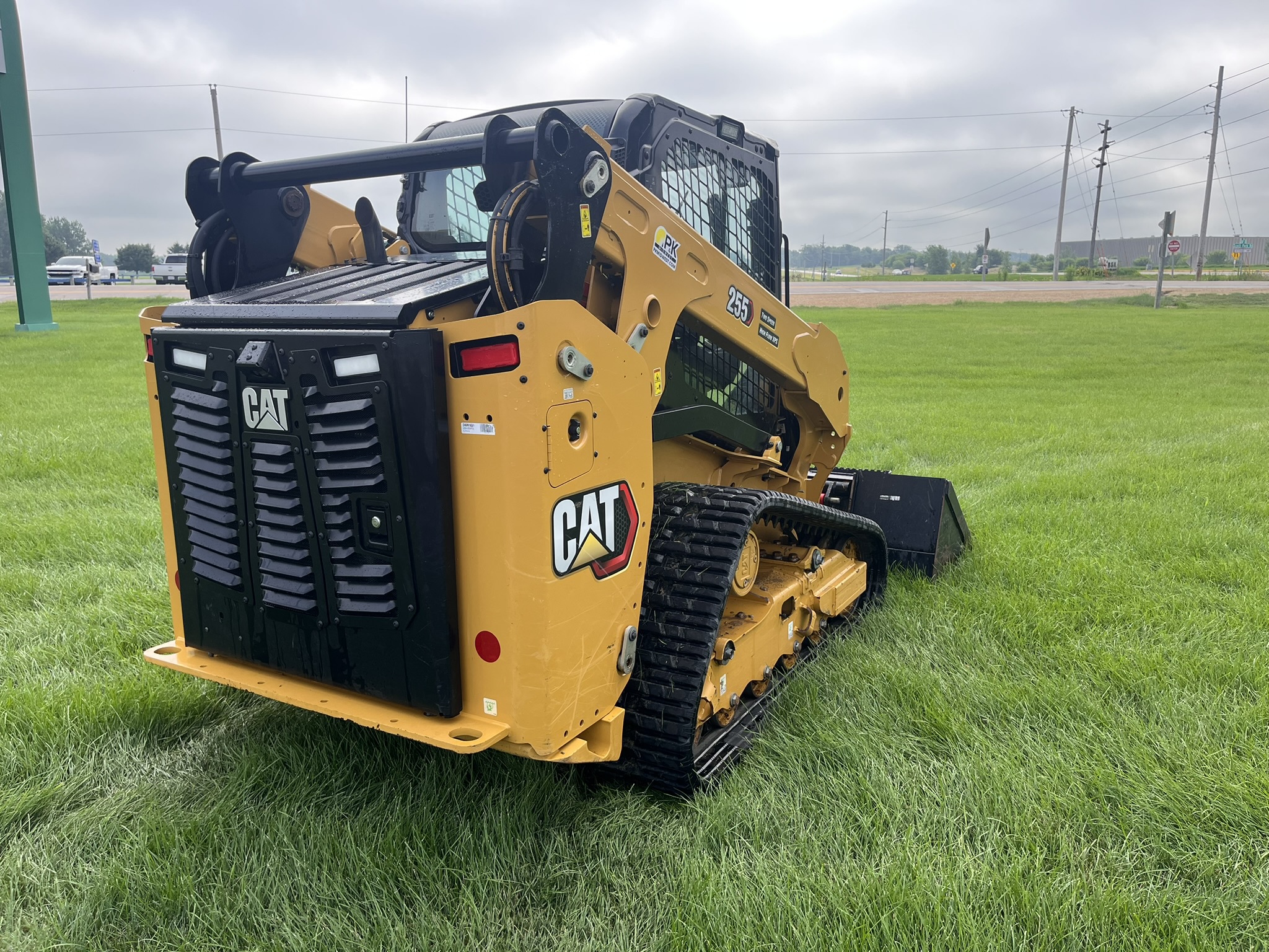 2023 Caterpillar 255 Image 6