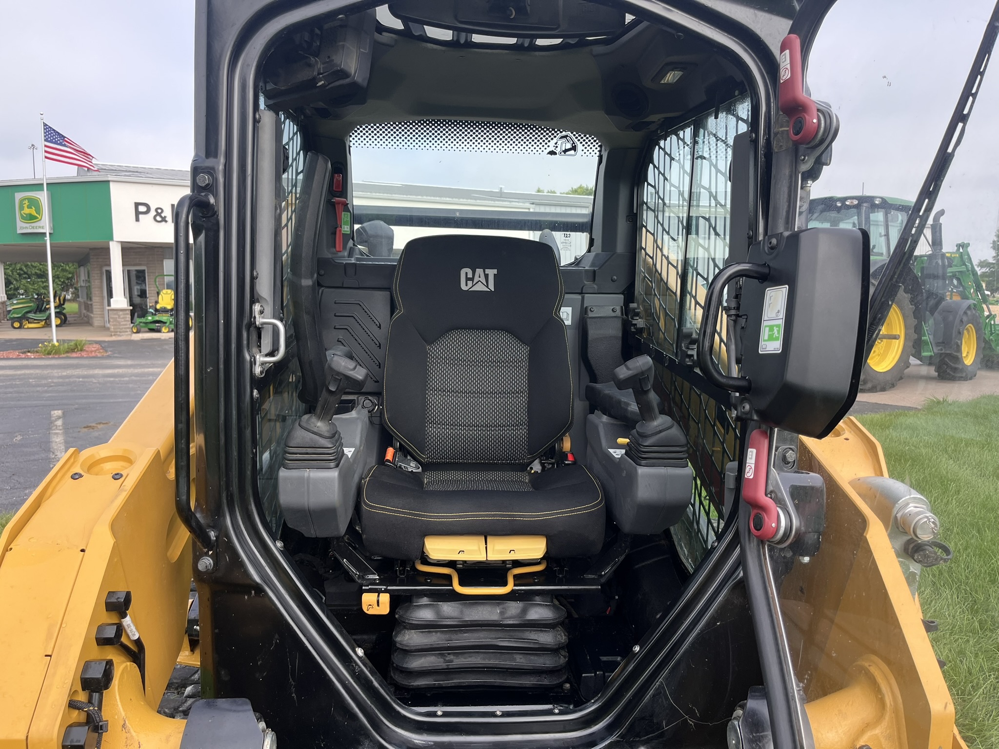 2023 Caterpillar 255 Image 13