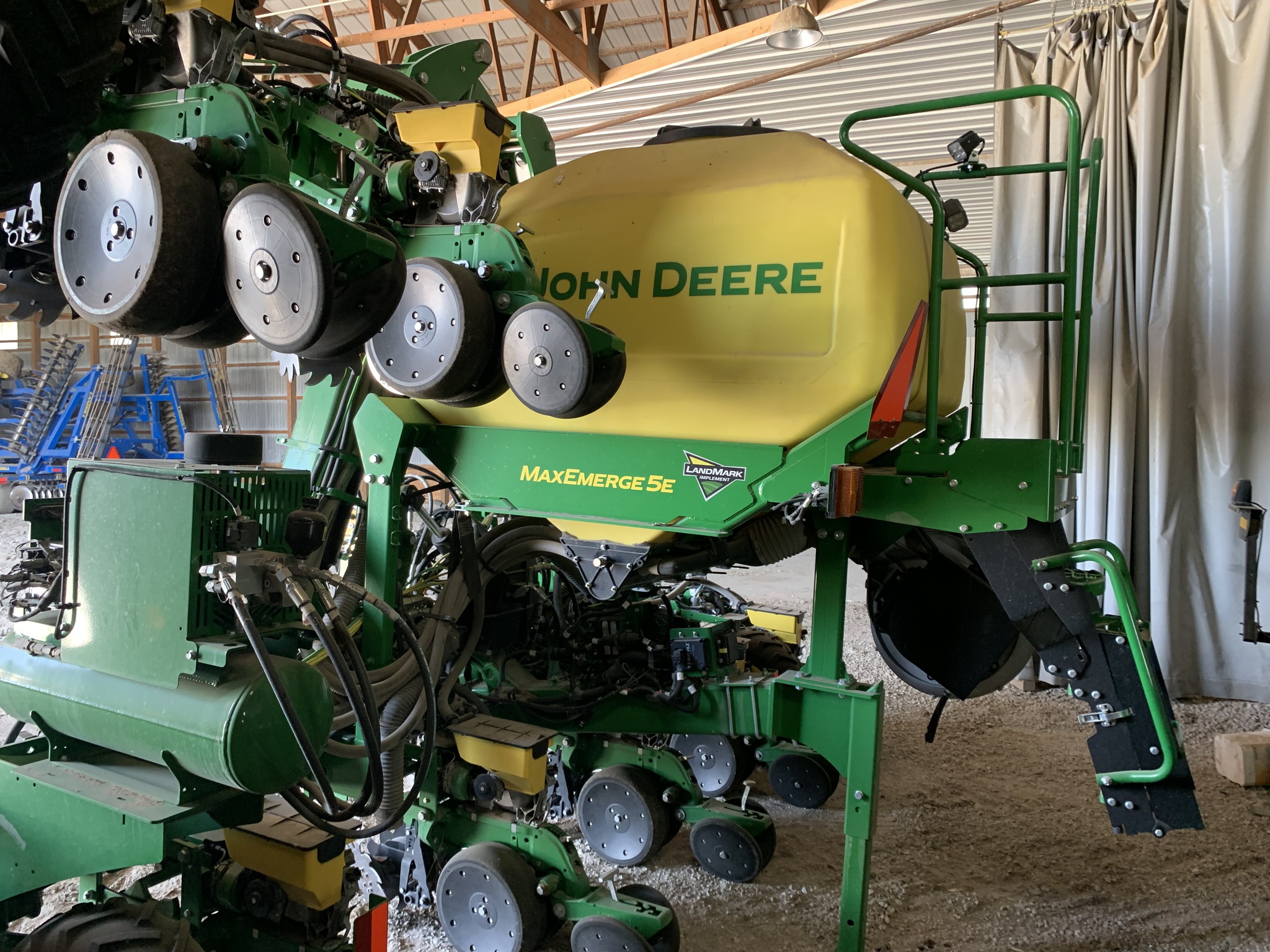 2023 John Deere 1725 CCS Image 2