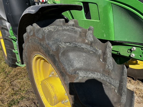 2025 John Deere 6R 155 - Photo11