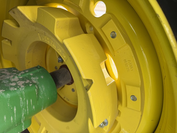 2025 John Deere 6R 155 - Photo16