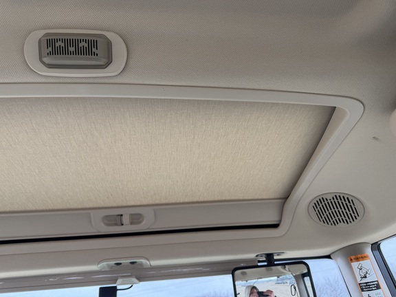 2025 John Deere 6R 155 - Photo30