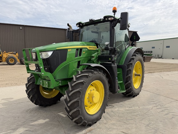  John Deere 6R 155