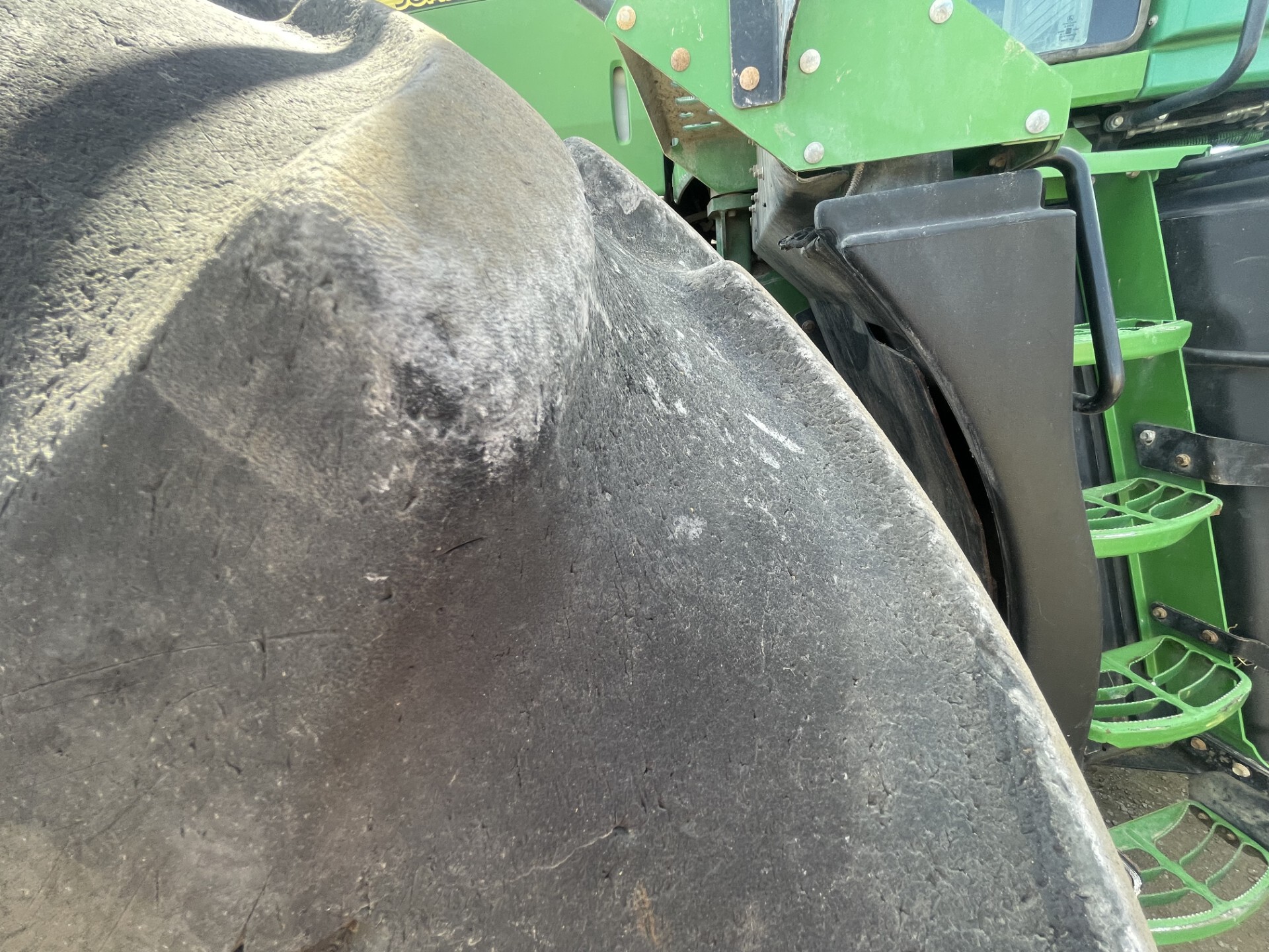 2010 John Deere 9530 Image 10