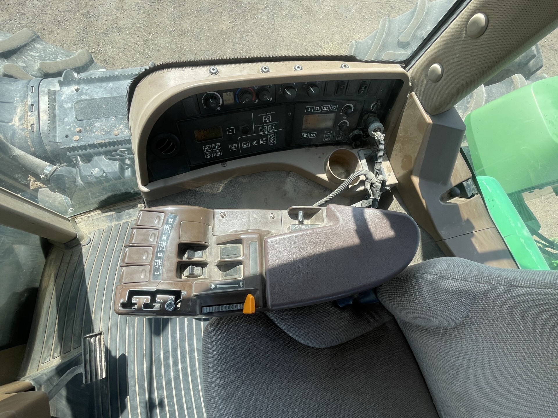 2010 John Deere 9530 Image 30