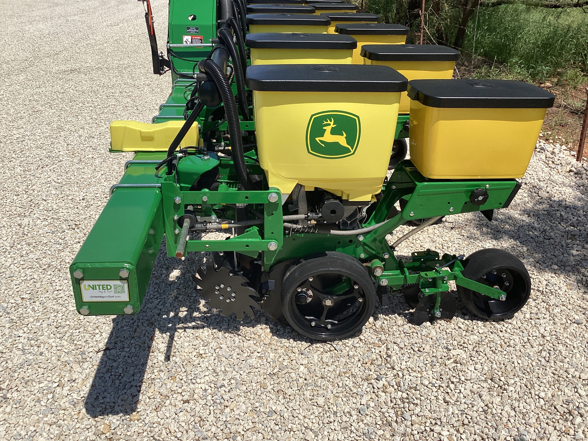 John Deere 1725 Image 6