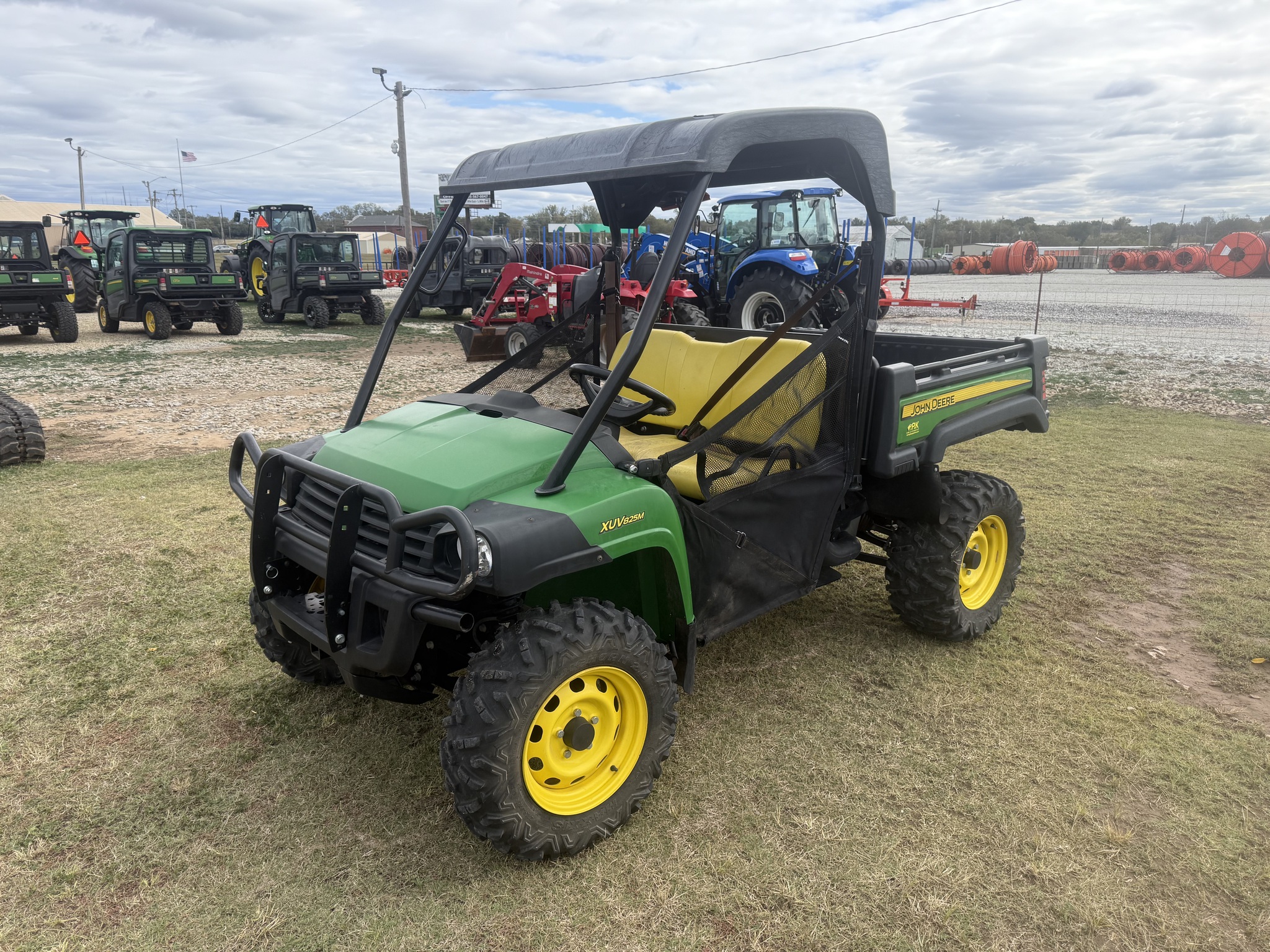 2020 John Deere XUV 825M Image 1