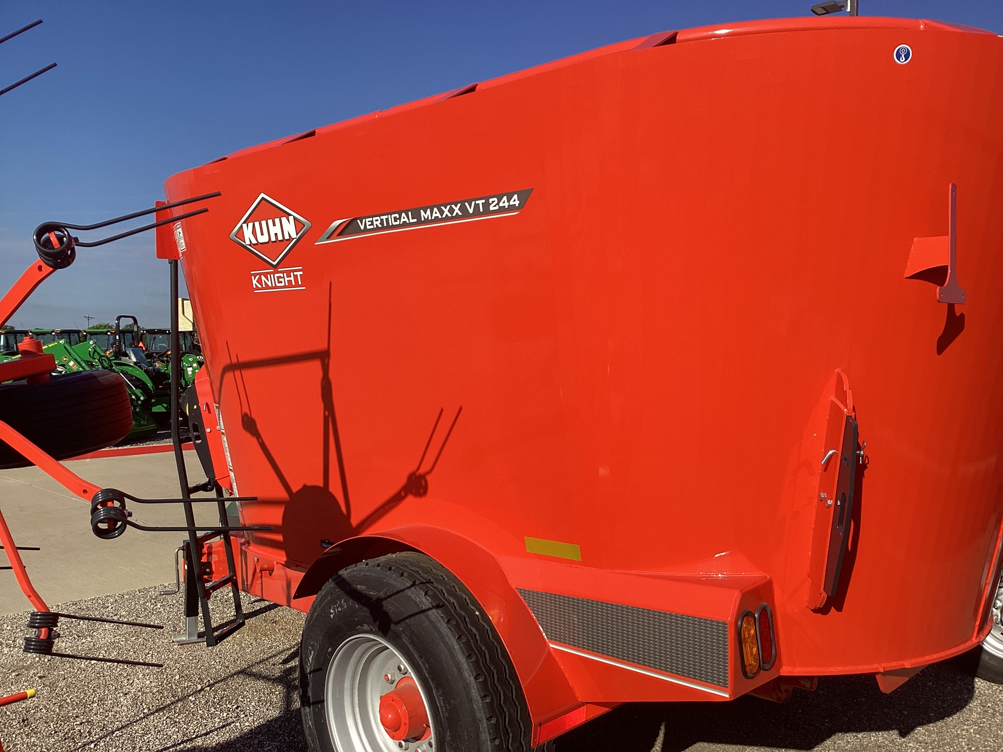 2024 Kuhn Knight VT244 Image 3