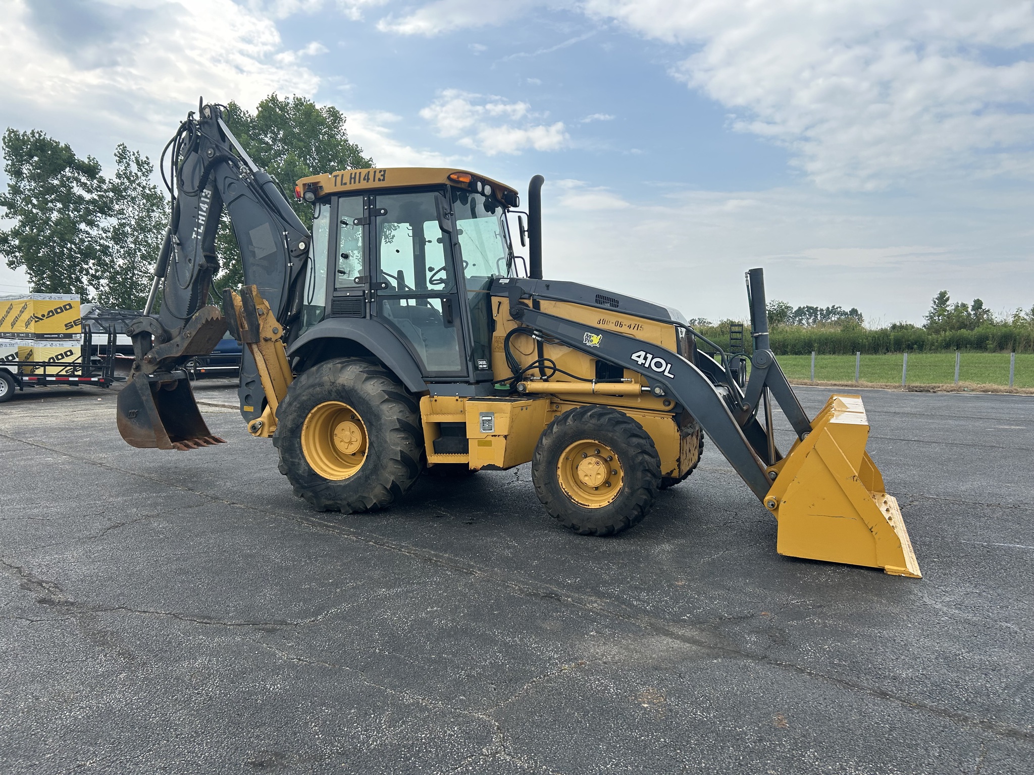 2015 John Deere 410L Image 4