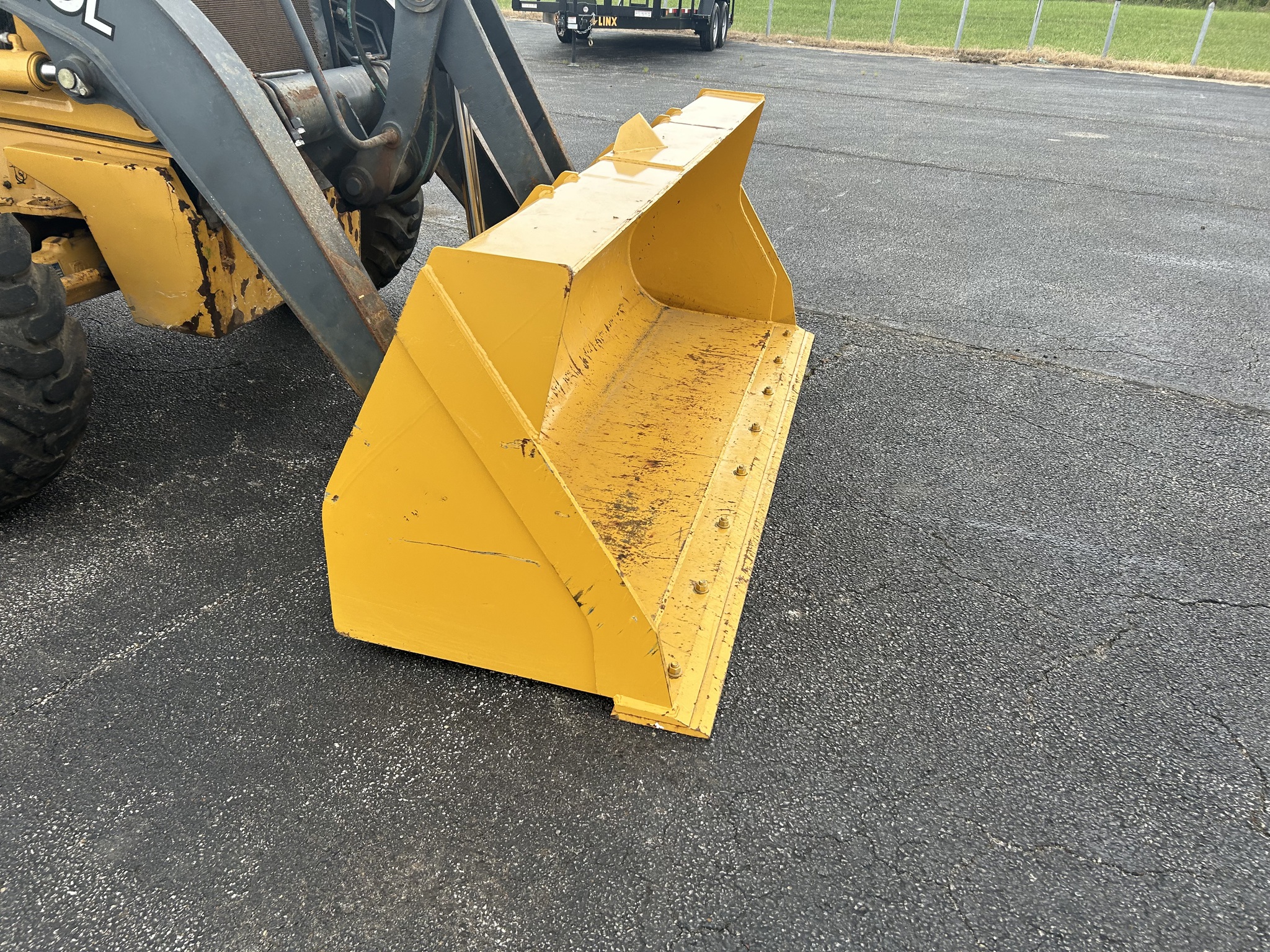 2015 John Deere 410L Image 5