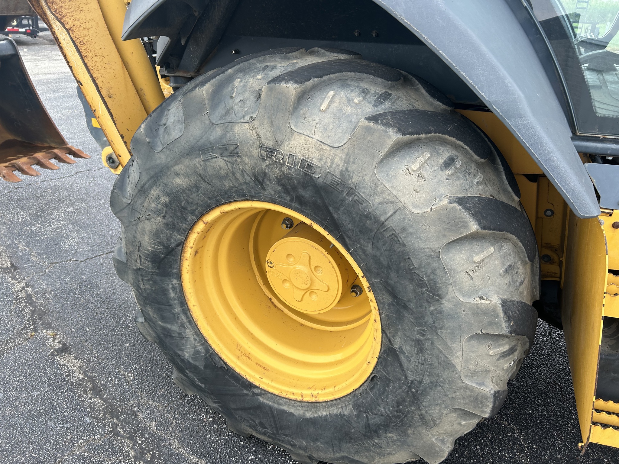 2015 John Deere 410L Image 8