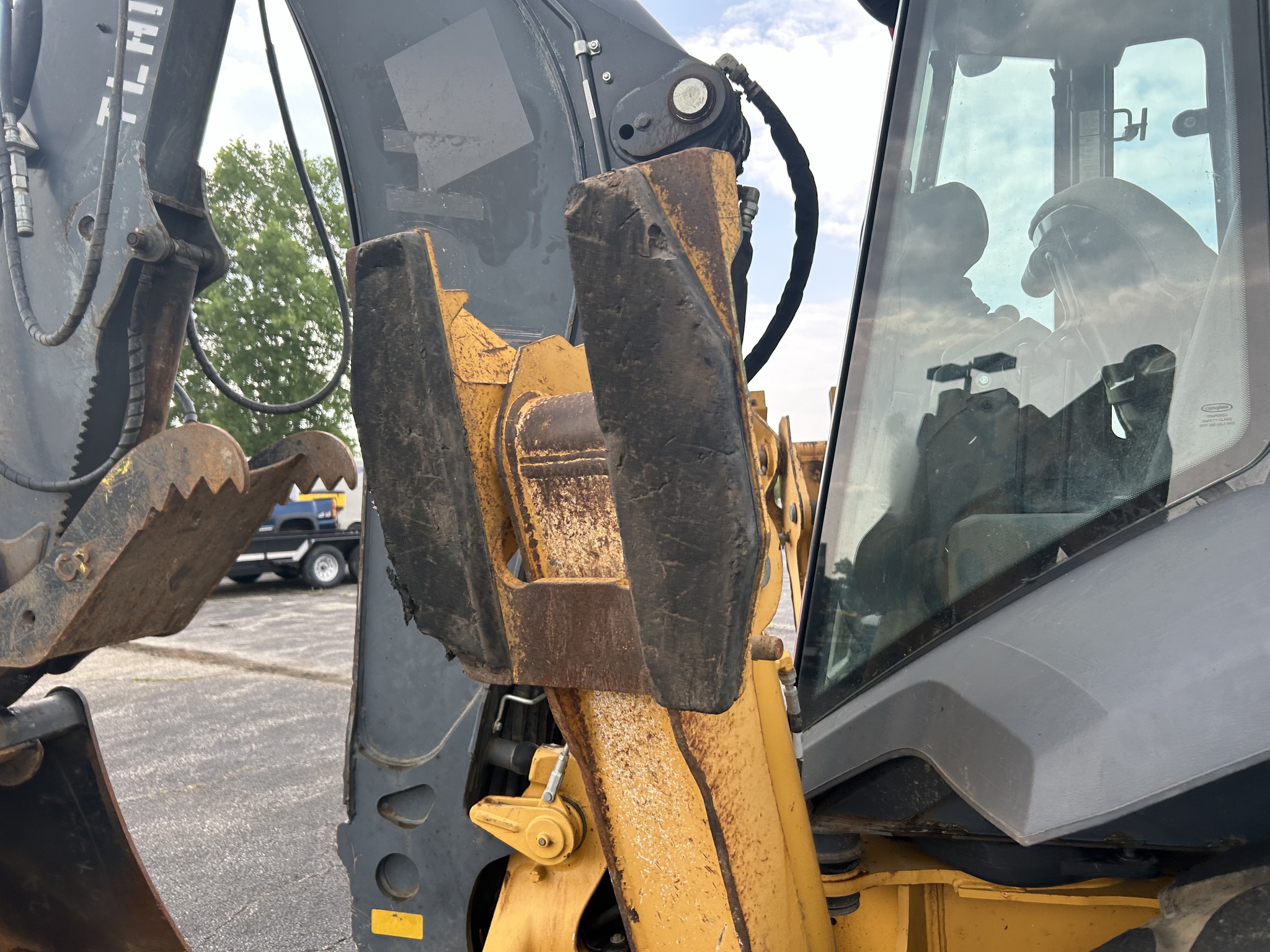 2015 John Deere 410L Image 9