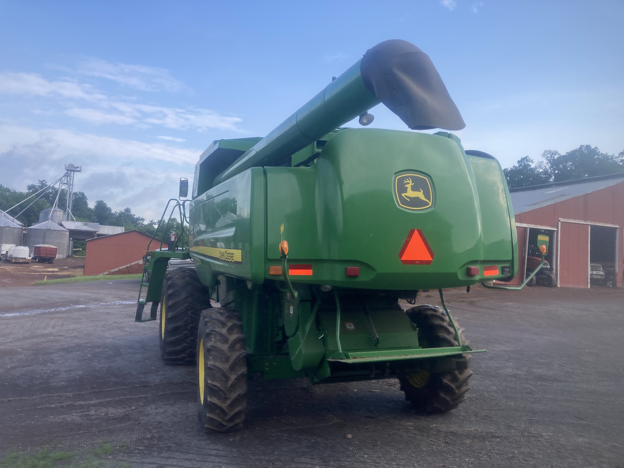 2009 John Deere 9570 STS Image 3