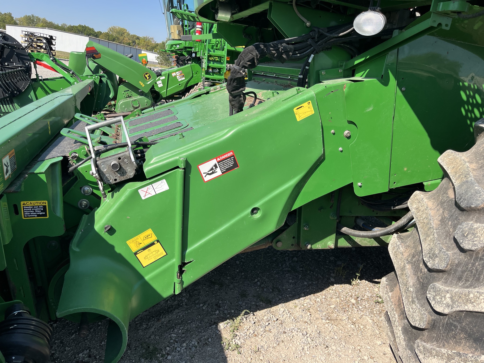 2009 John Deere 9570 STS Image 11