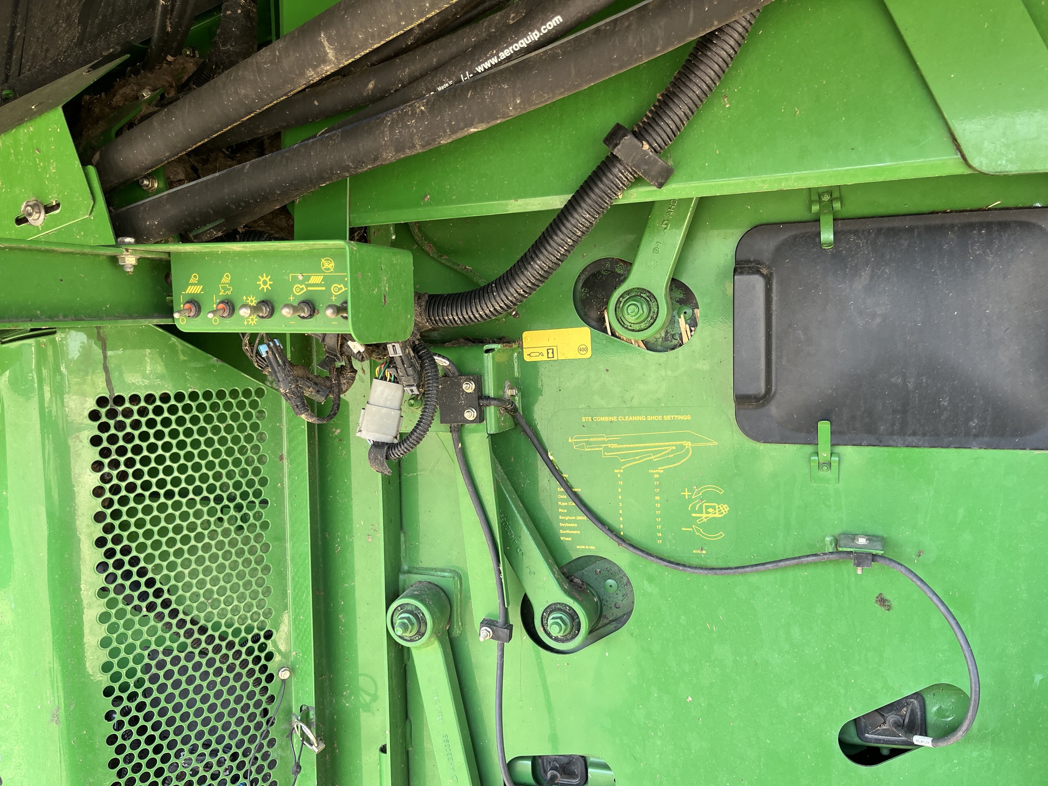 2009 John Deere 9570 STS Image 14