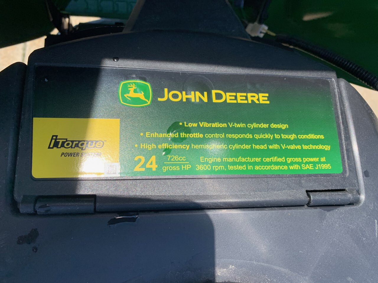 2024 John Deere X570 Image 10