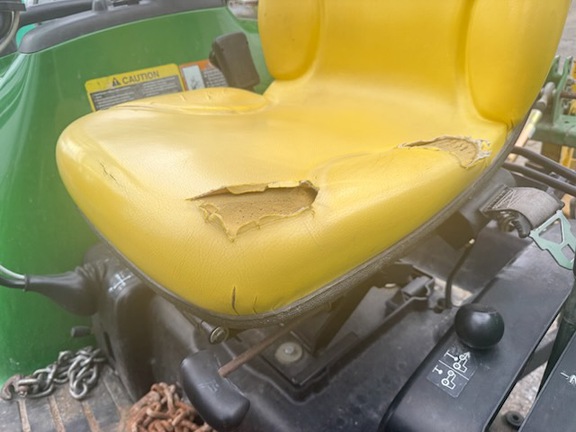 Photo of 2013 John Deere 4520