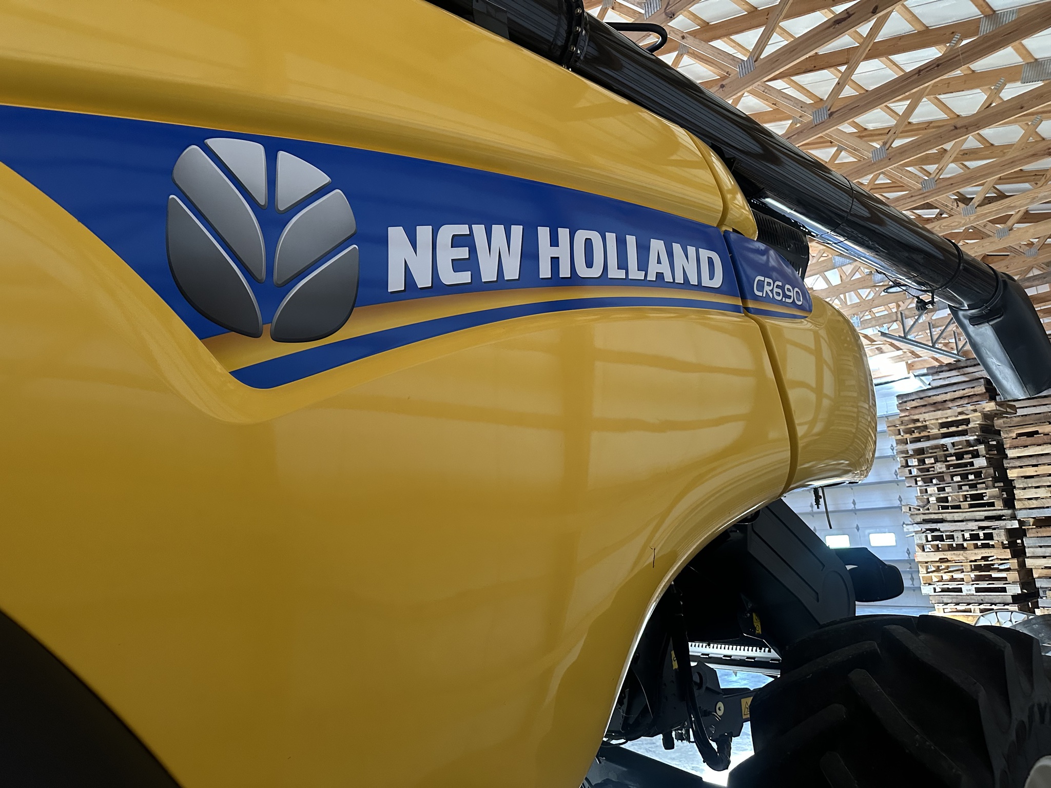 2018 New Holland CR6.90 Image 4