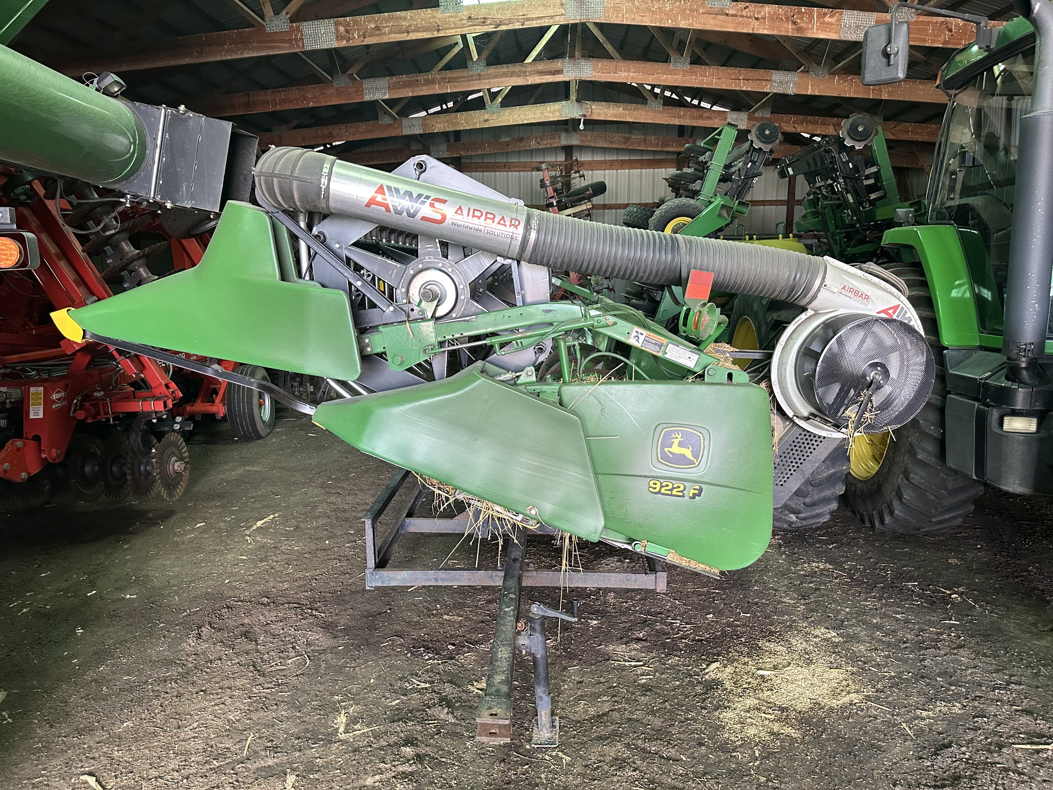 2003 John Deere 922 Image 1