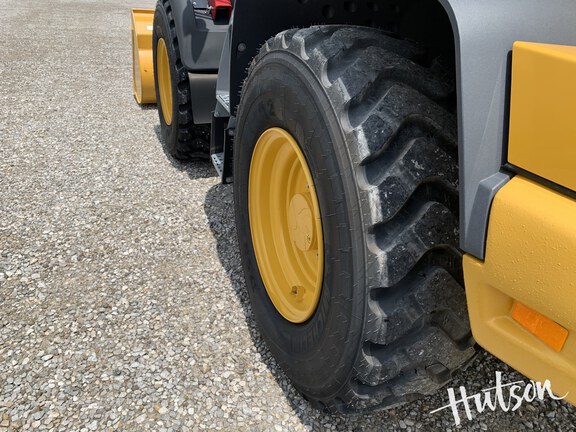Photo of 2024 John Deere 344 P
