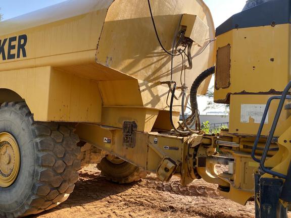 2022 John Deere 410E-II