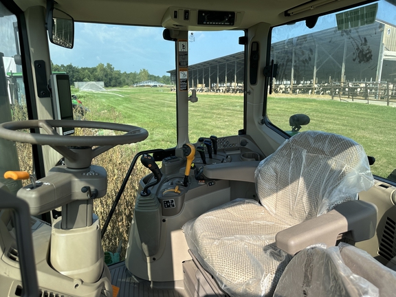 Photo of 2024 John Deere 6140M