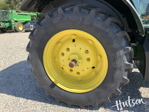 Photo of 2024 John Deere 6140M