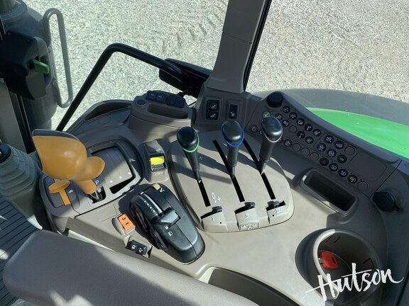 Photo of 2024 John Deere 6140M