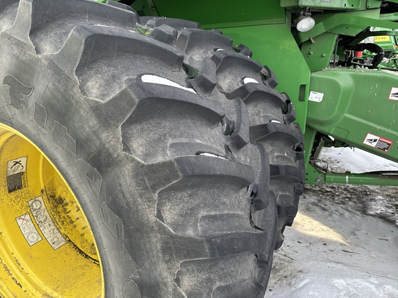 Used 2019 John Deere S780 Combines at Horizon Ag & Turf in Lloydminster, AB - Photo12