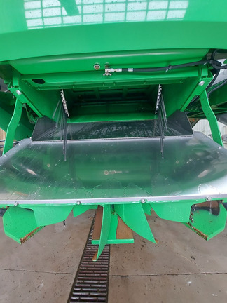 Used 2019 John Deere S780 Combines at Horizon Ag & Turf in Lloydminster, AB - Photo32