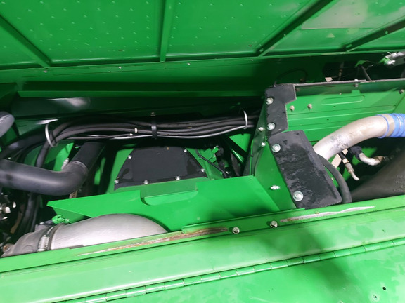 Used 2019 John Deere S780 Combines at Horizon Ag & Turf in Lloydminster, AB - Photo34