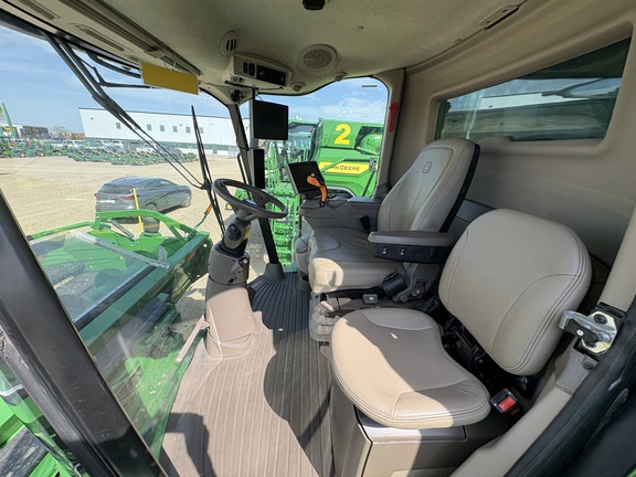 Used 2019 John Deere S780 Combines at Horizon Ag & Turf in Lloydminster, AB - Photo16