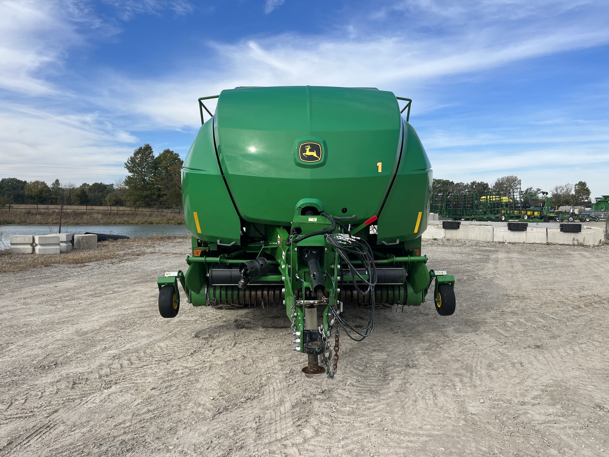  2022 John Deere L341 at Heritage Tractor in Pittsburg, KS