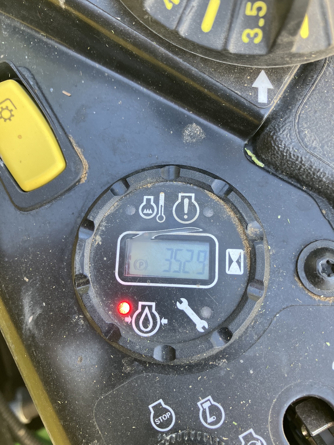 2022 John Deere Z950R Image 5