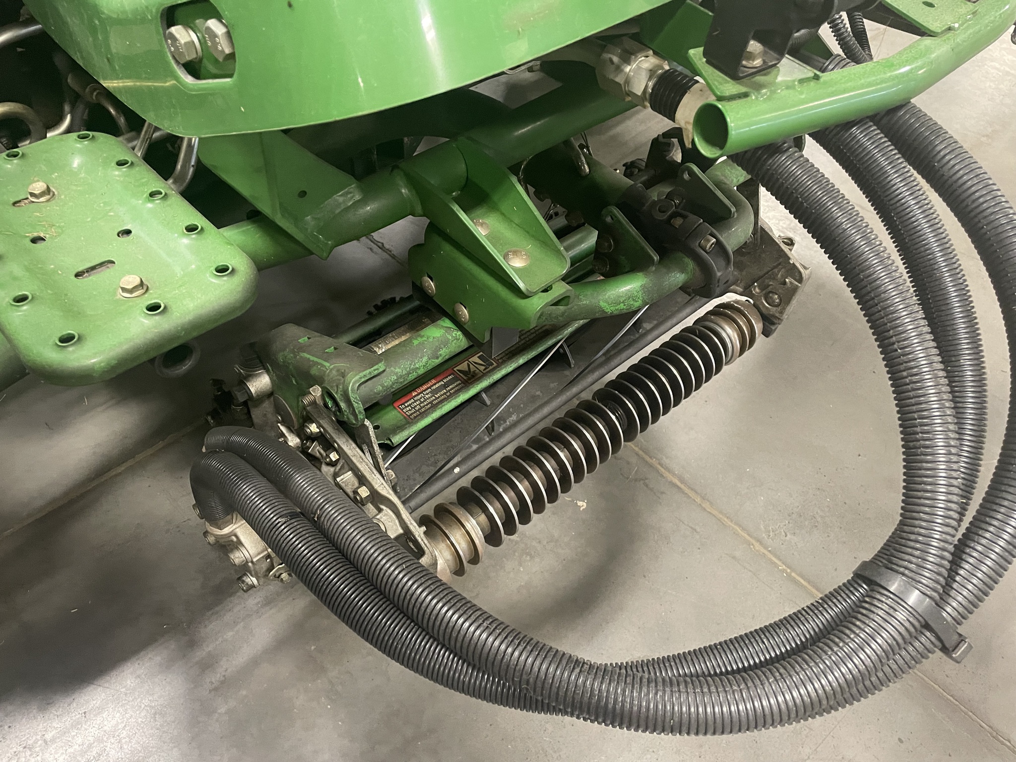 2025 John Deere 6500A Image 10